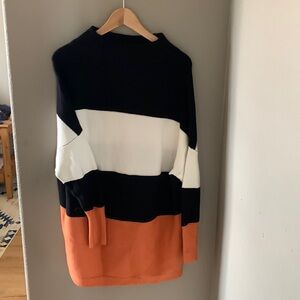 Boho sweater baggy size xs but runs big